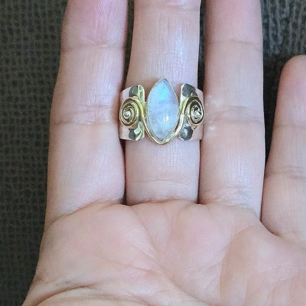✨️HP✨️ Shivam Rainbow🌈 Moonstone🌙 Statement Ring💍 - NWT